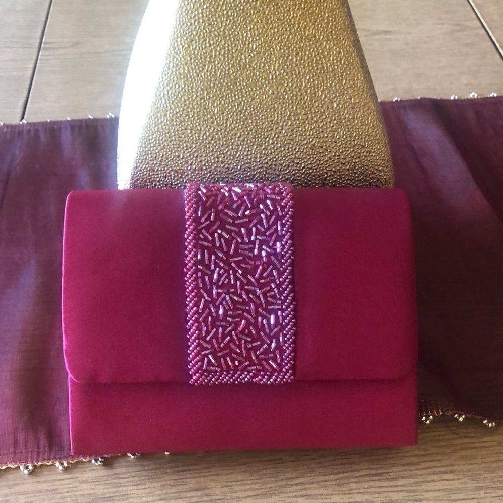 Bijoux Terner Women’s Ruby Red Bead Embroidered Crossbody/Shoulder Evening Bag